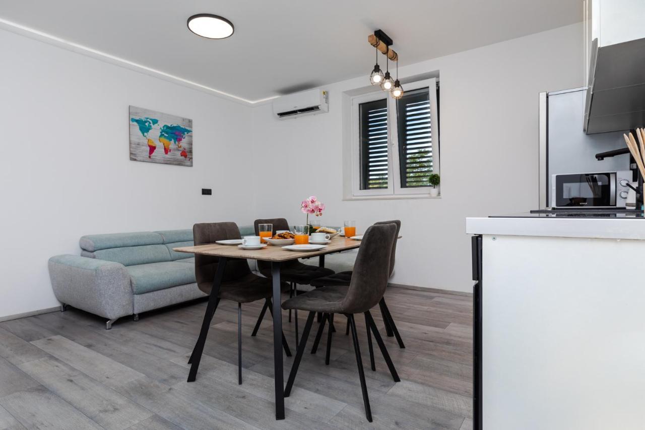 Apartment Viko Split Exterior photo